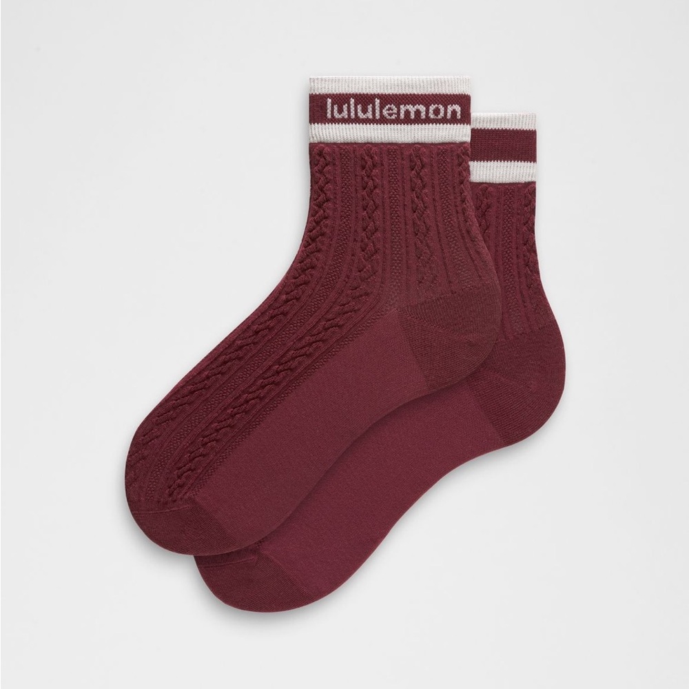 lululemon athletica Burgundy unisex quarter socks